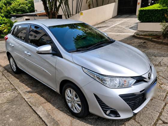 TOYOTA YARIS 1.3 16V FLEX XL MULTIDRIVE TOYOTA YARIS 1.3 16V FLEX XL MULTIDRIVE